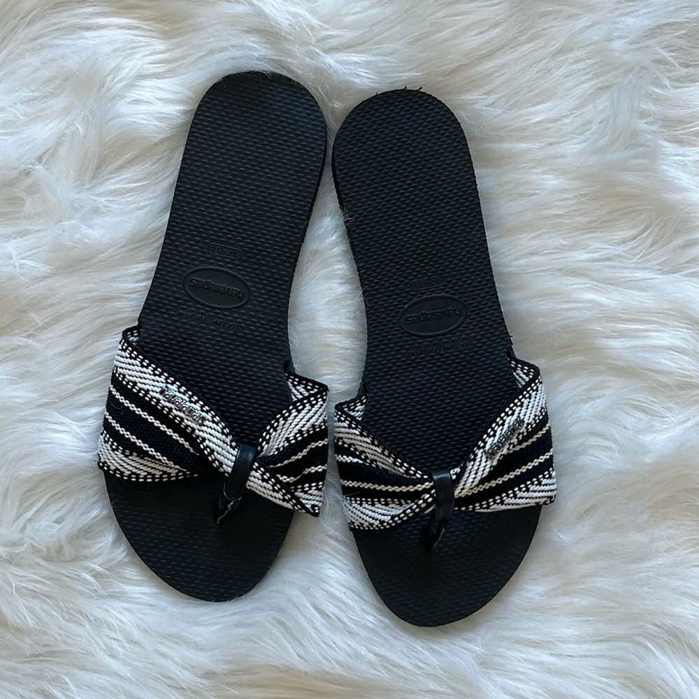 Havaianas sandals NWOT